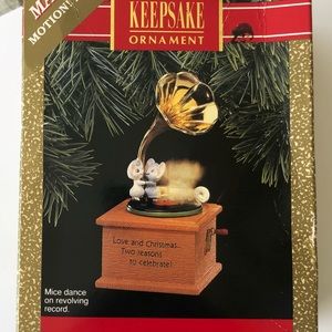vintage Christmas Ornament Hallmark Song and Dance mice record gramophone